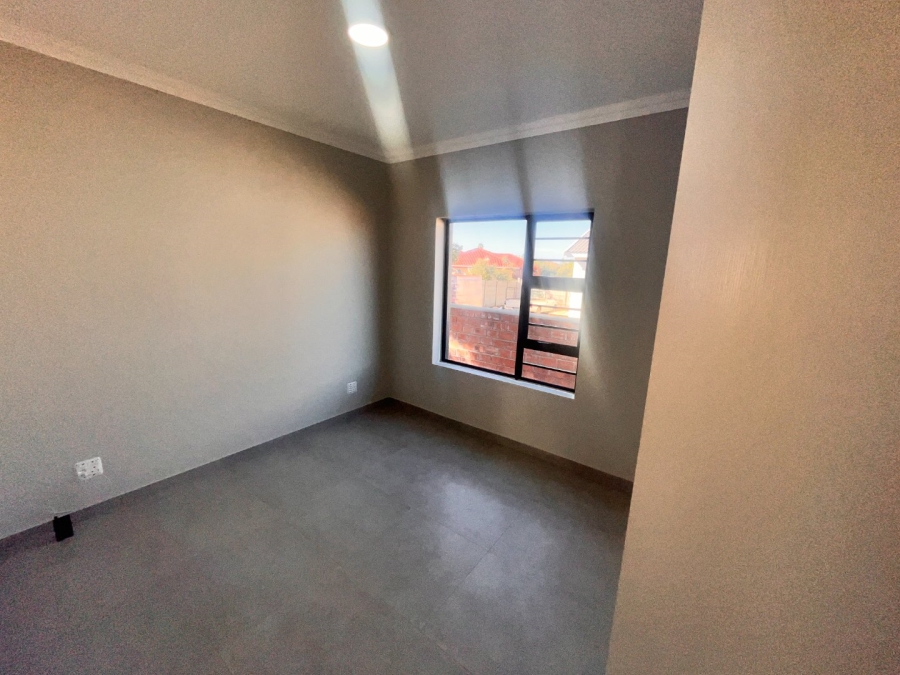 3 Bedroom Property for Sale in Fountains Estate Eastern Cape